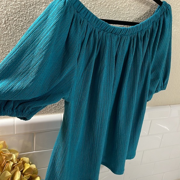 Anthropologie NEW without tags . On or off the shoulder Top . Teal green - Picture 6 of 6
